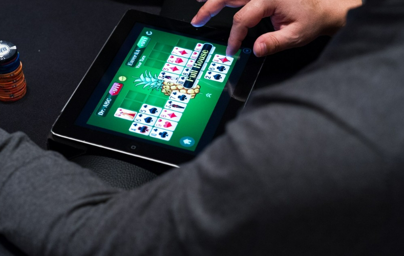 Peruntungan Versi Ketrampilan Dalam Bermain Permainan Poker